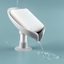 Пластиковая мыльница со сливом воды на присоске для ванной комнаты в форме лепестка серая (kt-5892)