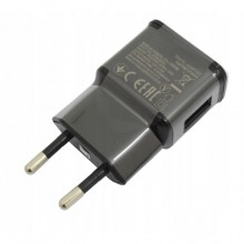 Универсальный адаптер питания 220V с разъемом USB для дома офиса и путешествий черный (kt-6213) Универсальный адаптер питания 220V с разъемом USB для дома офиса и путешествий черный (kt-6213)