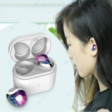 Наушники Mdr Hbq SE6 Tws BTс зарядным блоком белые (Li-178947) Наушники Mdr Hbq SE6 Tws BTс зарядным блоком белые (Li-178947)